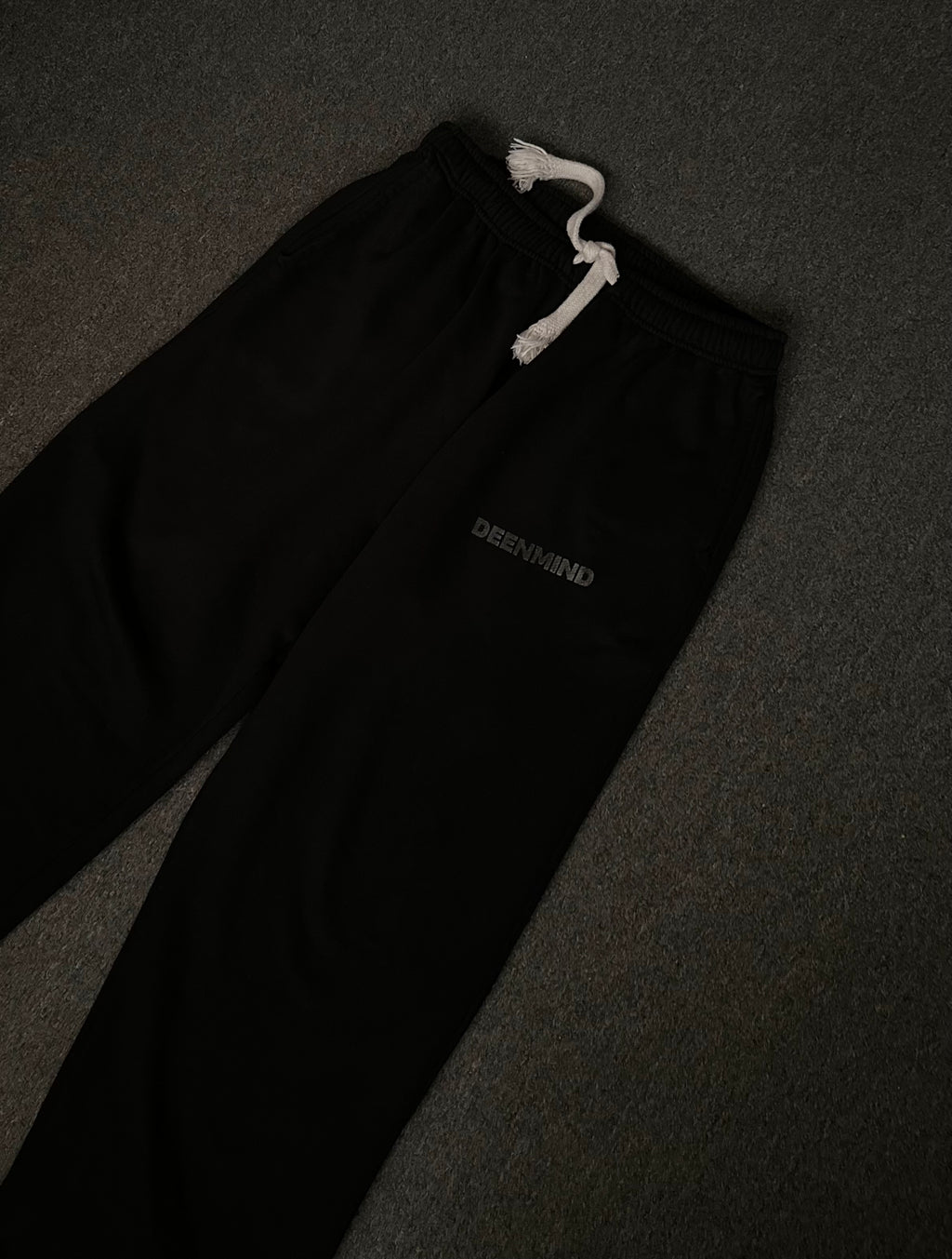 Wide cropped pants